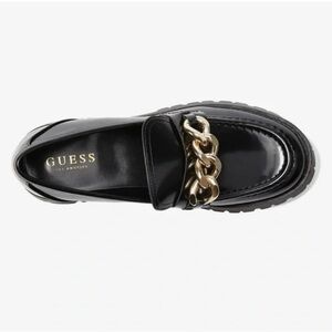 Guess Womens Hillford Chunky Black Patent Leather Gold chain Loafers Sz 9